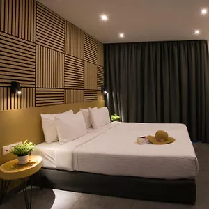 Couette-café White Luxury, Thessalonique