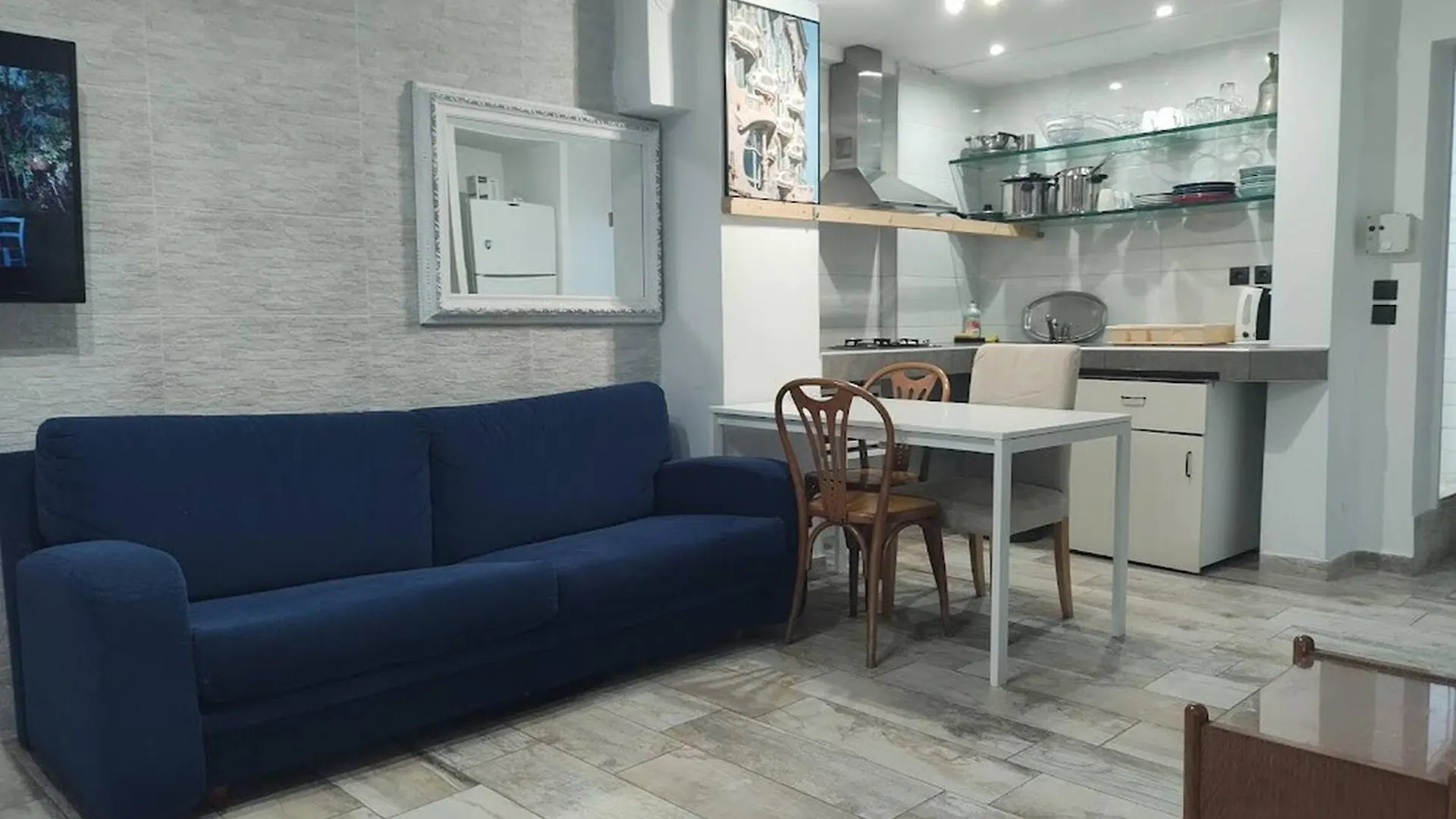 Center Apartment With Private Yard D11 Tessalónica 0*,  Grécia